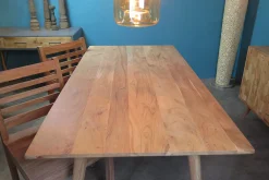 Esstisch Retro Massivholz Trapez Akazie Natur 180/90-Vintagehaus Outlet