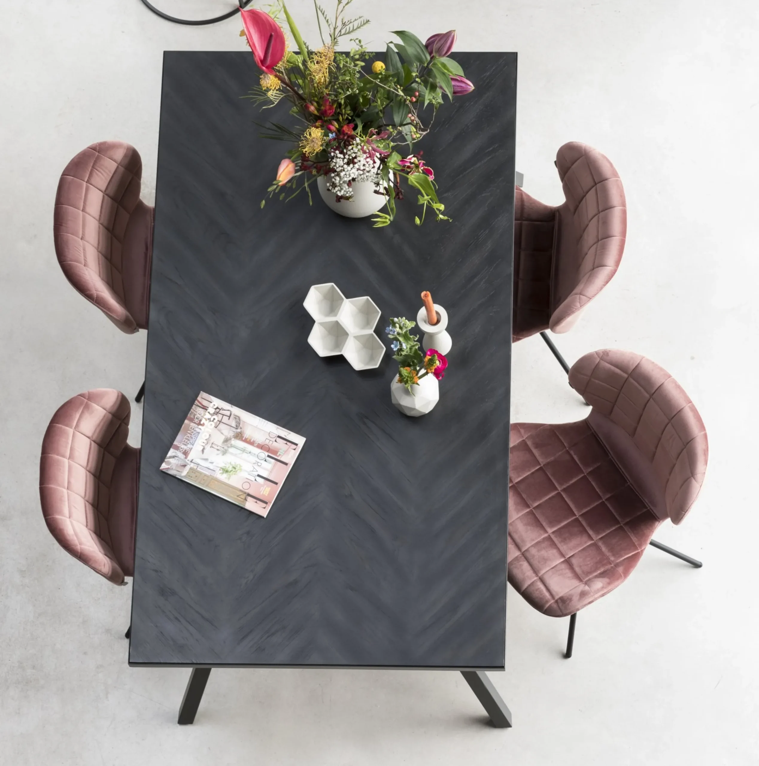 Esstisch Seth Eichenfurnier Fischgrätmuster Schwarz 180/90-Zuiver Clearance