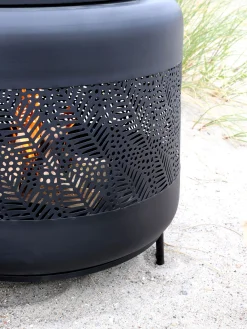 Feuerstelle Outdoorofen Feuerofen Kaminofen Metall Lochstahl-Chic Antique