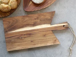 Schneidebrett Servierbrett Tapasbrett Laon Gezackt aus beständigem Akazienholz Geölt-Chic Antique Best