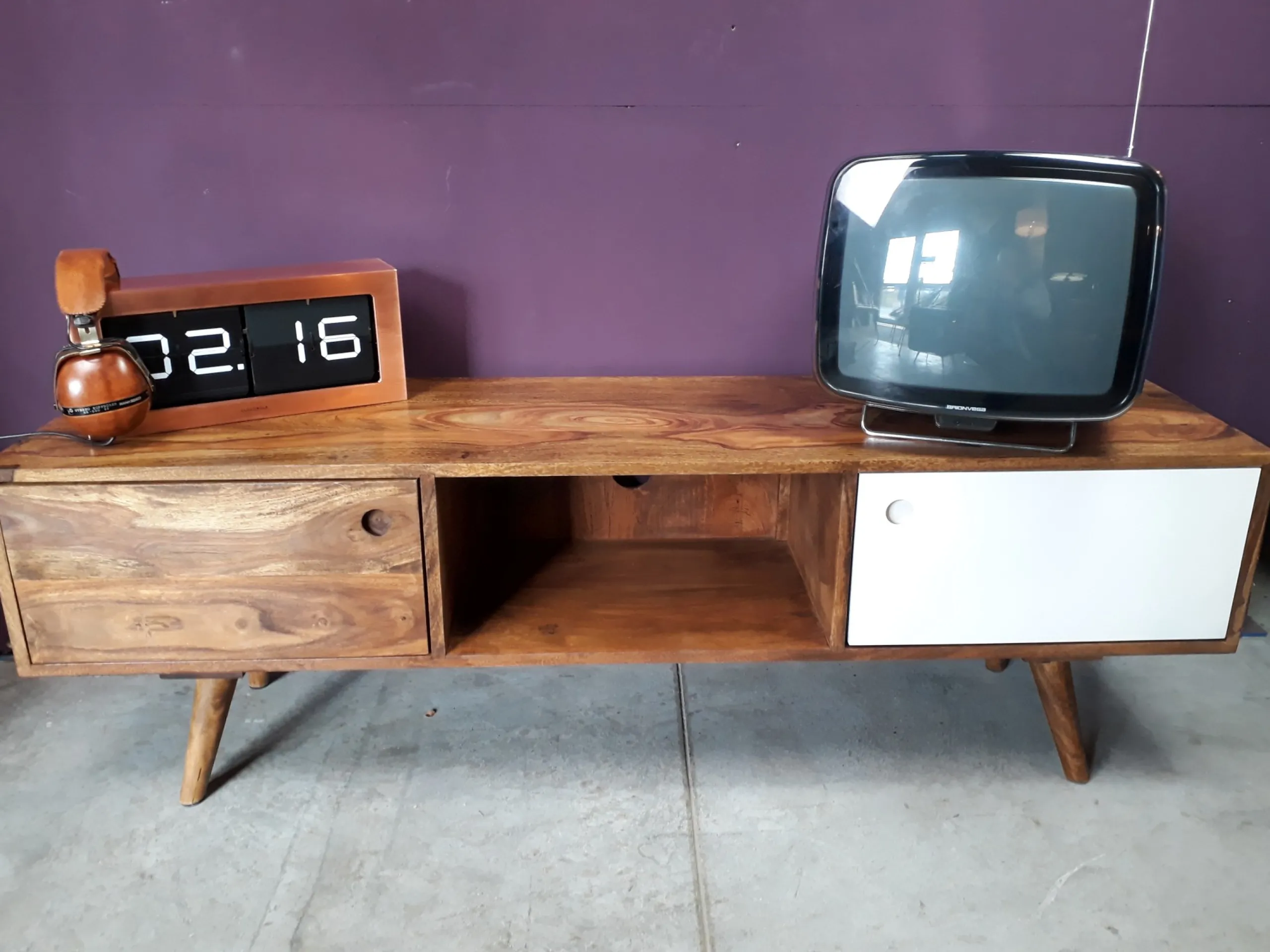 Sideboard Vintage Oslo TV Board Sheesham Massivholz 140-Vintagehaus Discount