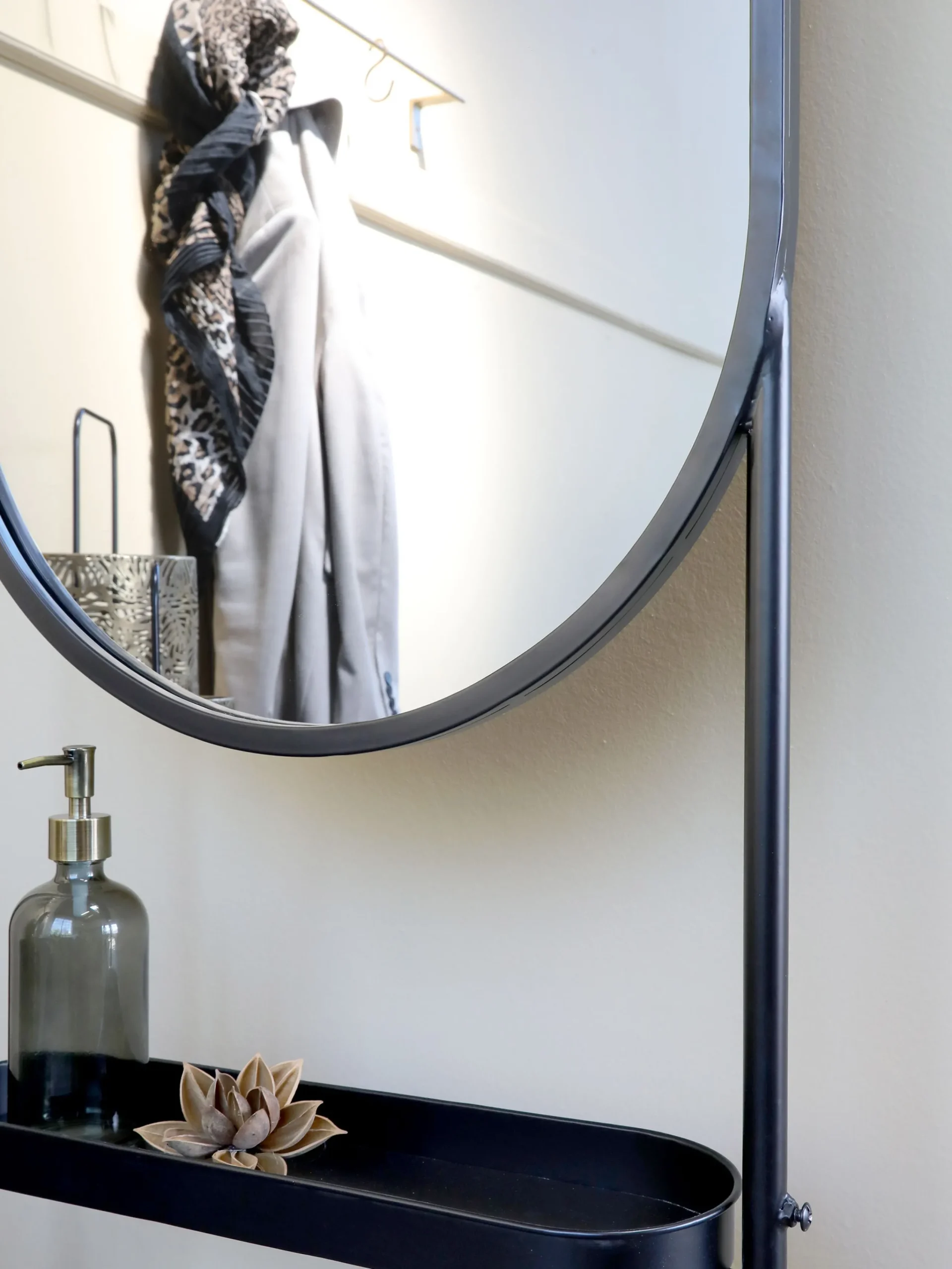 Spiegel Gardo Vintage Antik-Schwarz Metall mit Ablage-Vintagehaus Clearance