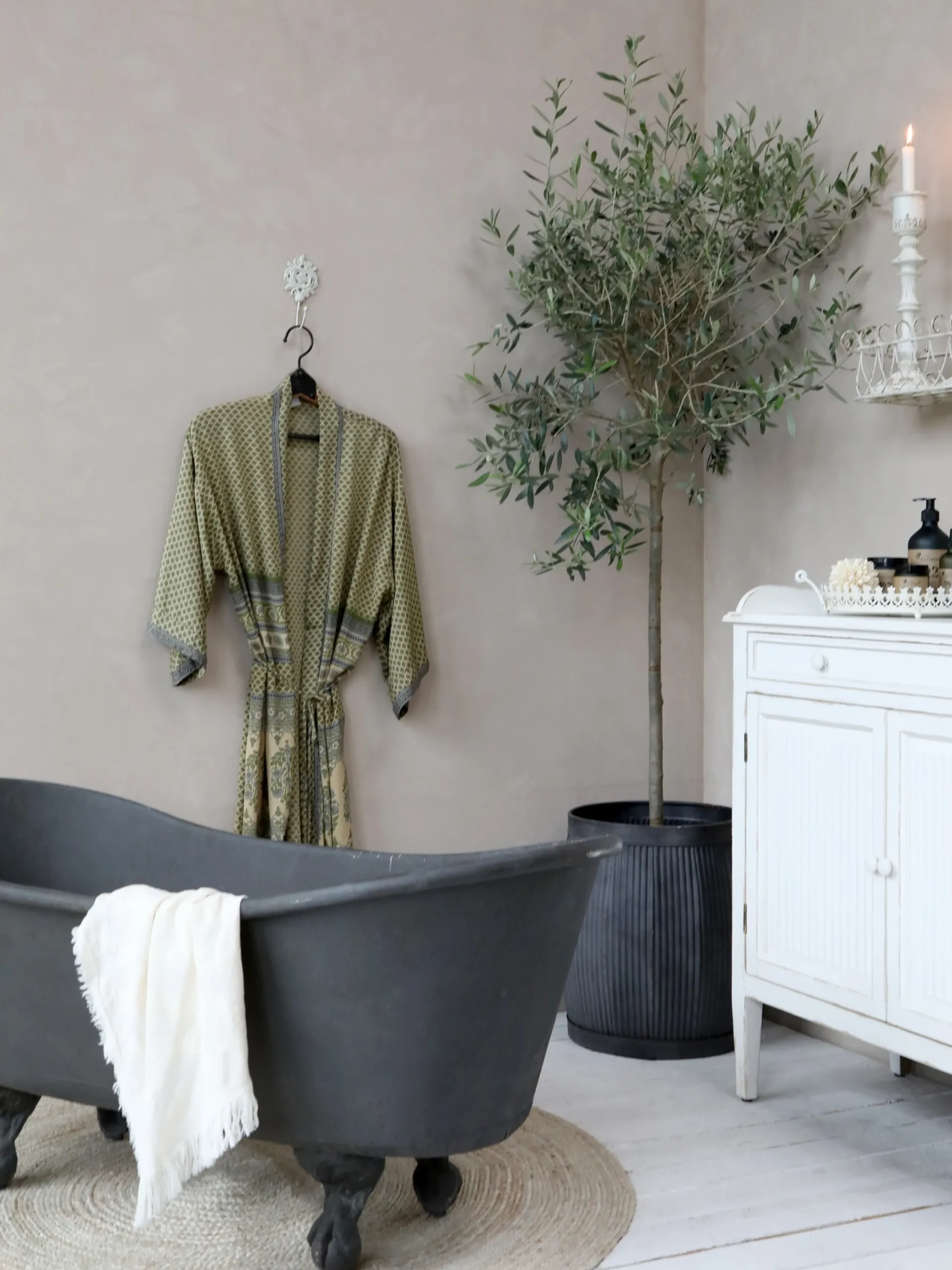 Vintage Badewanne Romantik Löwenfüße-Chic Antique Best