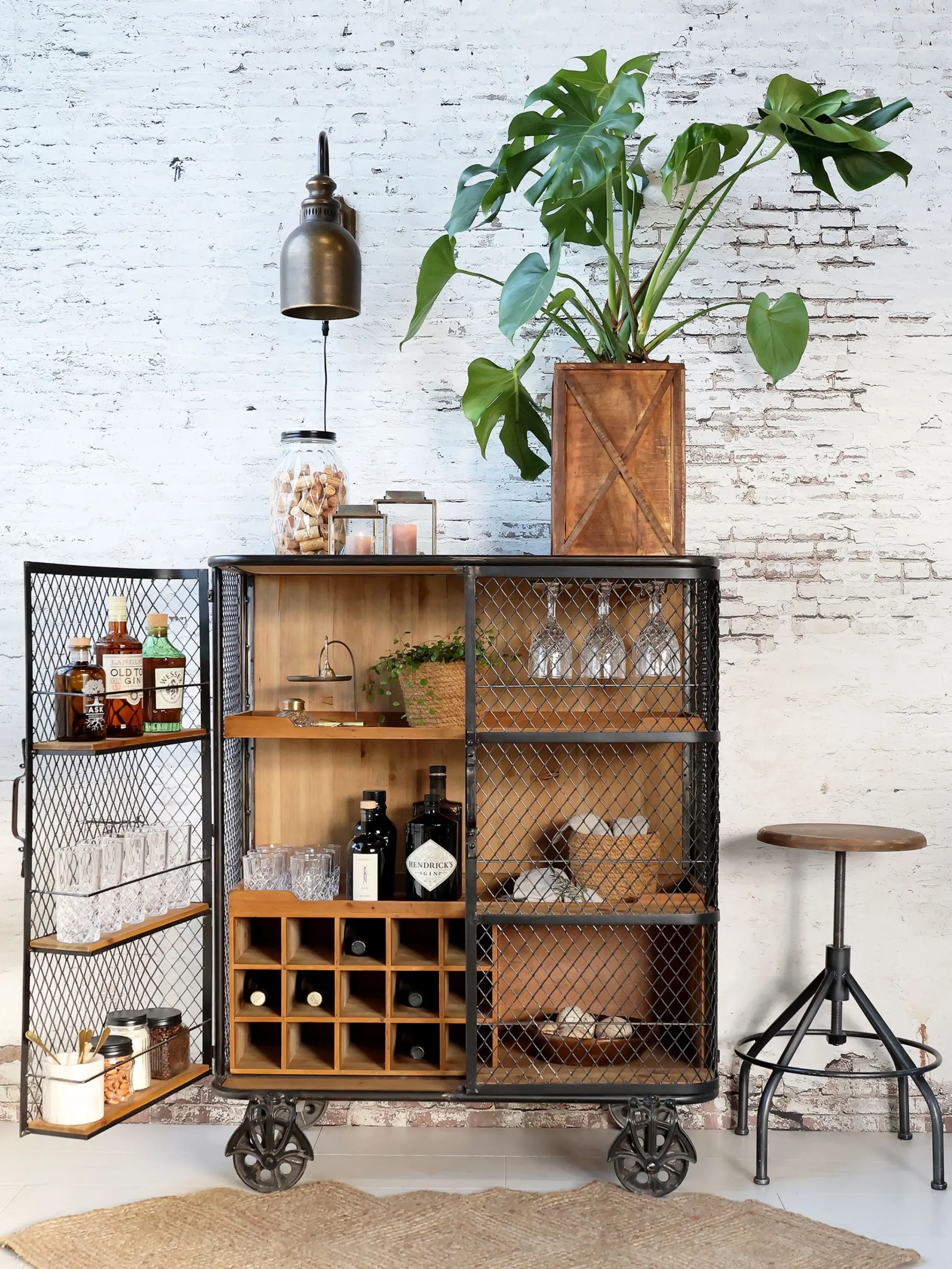 Vintage Barwagen Barschrank Barclay Industrial Räder-Chic Antique Outlet