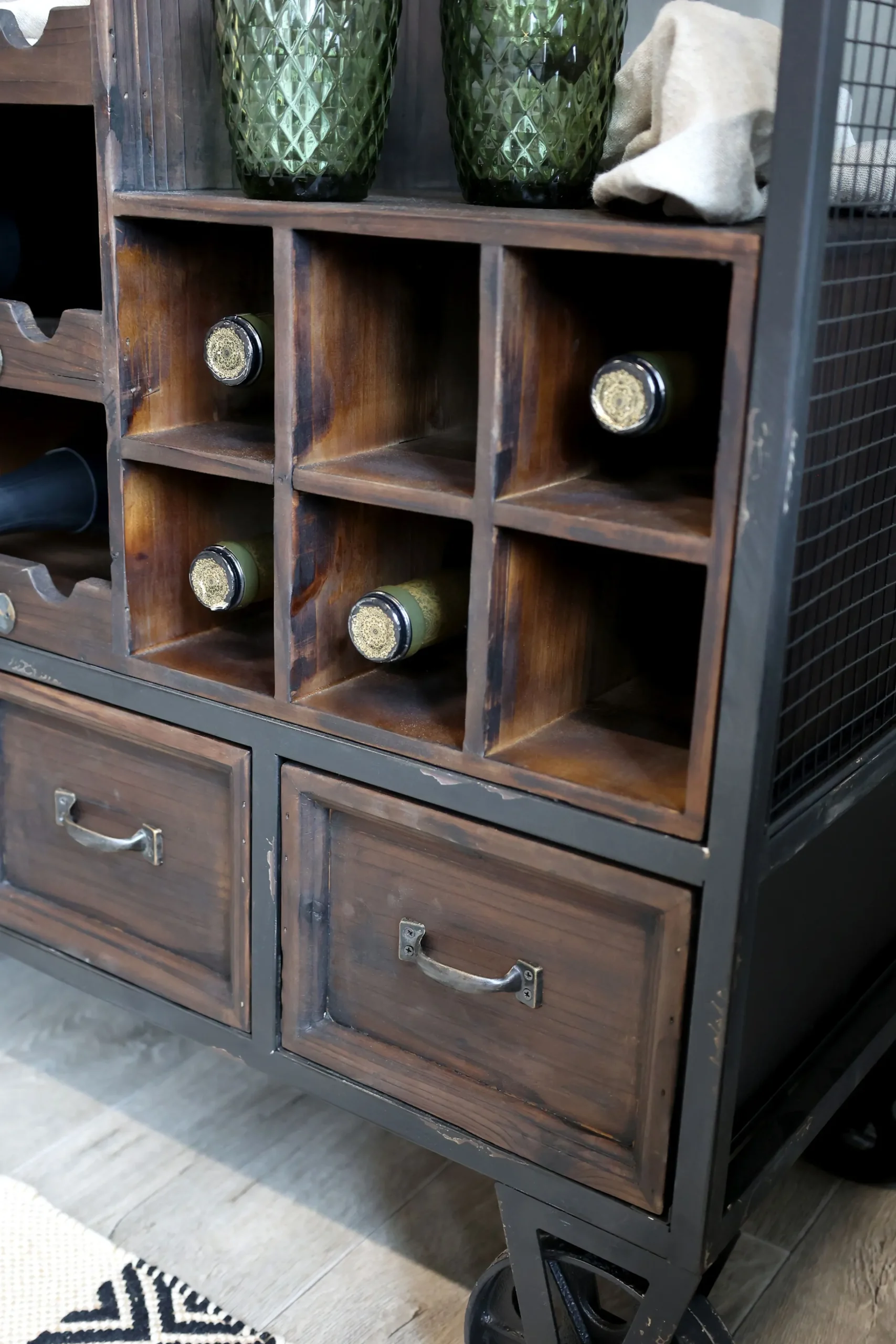 Vintage Hausbar Barwagen Barschrank Old Barn Industrial auf Rädern-Chic Antique Best