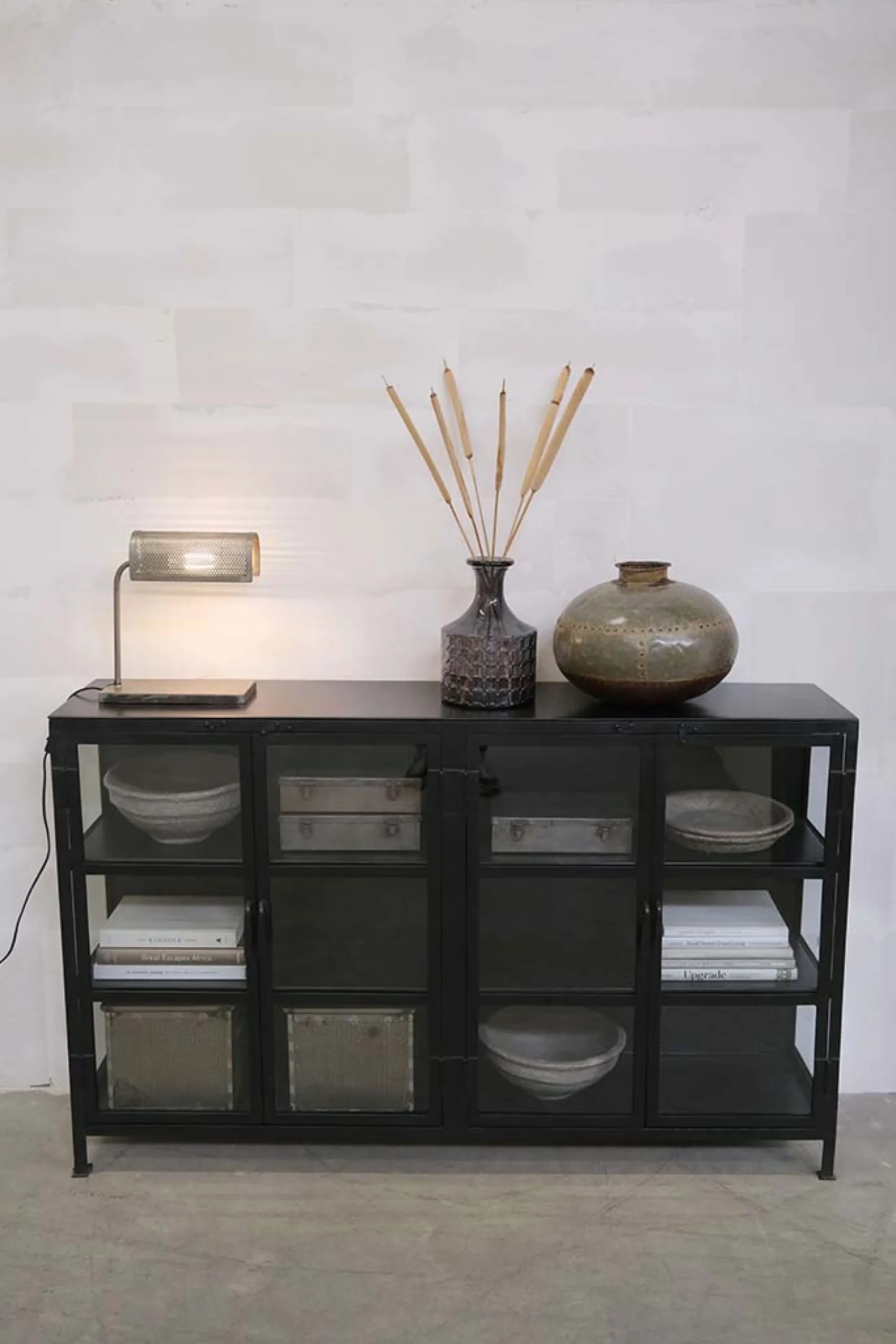 Vintage Metall Vase Antik Deko Vase Nieten-Vintagehaus Accessoires Online