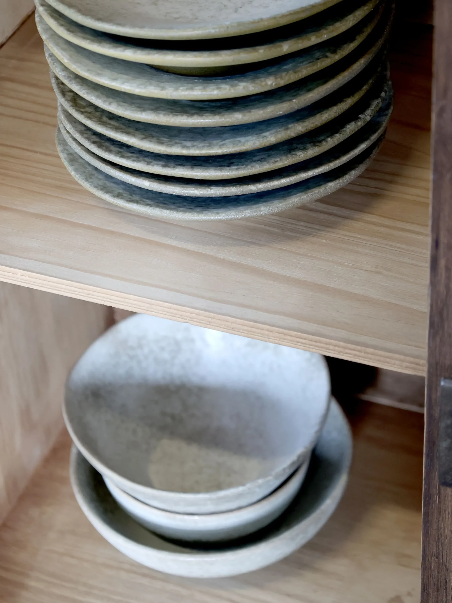 Vintage Vitrine Sideboard Antoine Holz Metall gerippte Front-Chic Antique Discount